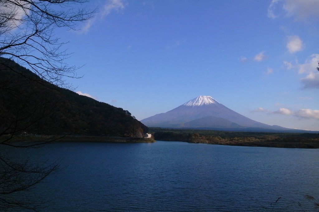 Lac Shouji, regard sur le mont Fuji.