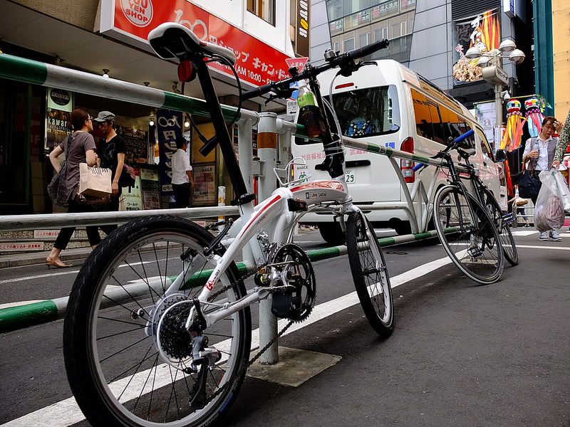 Bike in Tokyo, par James.