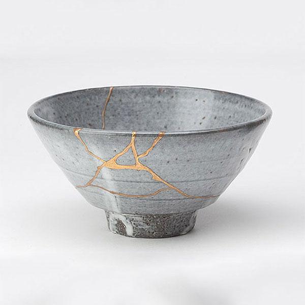 Lire la suite à propos de l’article Kintsugi, l’art de la réparation à l’or