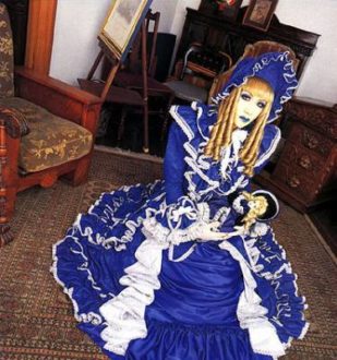 Lire la suite à propos de l’article Mana Sama, habille-moi en Elegant Gothic Lolita ou Aristocrat.
